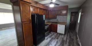 Charming 3-Bedroom Single Family Home – Your Perfect Space Awaits Gallery 24