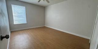 Kensington Court Gallery 109