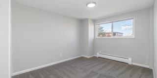 8780 Dawson Street Gallery 10