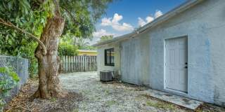 2155 NE 56th Court Gallery 30
