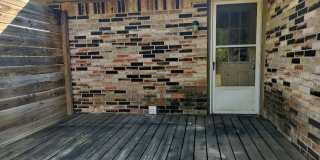 Remodeled 3 bedroom 1 bathroom house in Edmond, OK close to UCO with granite and stainless-steel appliances Gallery 20