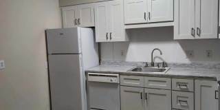 PRE-LEASING SUMMER/FALL 2026 ~ Woodall Apartments ~ 1 Bedroom blocks from NCSU Campus Gallery 2