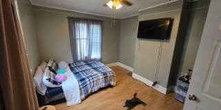 Spacious Three-Level Boston Rental with Flexible Living Space Gallery 7