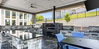 Icon at Hardin Valley Gallery 12