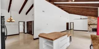 11460 SW 1st Ct Gallery 10