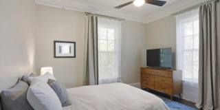 1013 Euclid Avenue Gallery 23