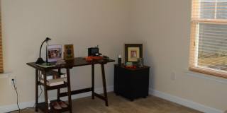 390 ENGLISH OAK Lane Gallery 26