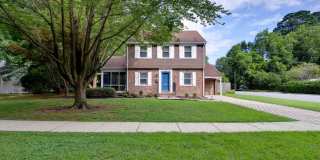 Delightful Home in Brandon Heights Gallery 1