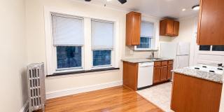 2044 W Farragut Avenue Gallery 8