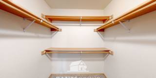 Great Location!  Quiet Neighborhood! Gallery 26