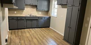 Newly remodeled three bedroom home for Rent Gallery 4