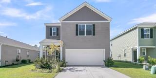 Spacious 3 bedroom 2.5 bathroom two story home available in Cane Bay! Gallery 1