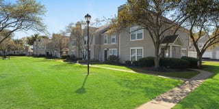 The Residence at Turnberry Apartment Homes Gallery 25
