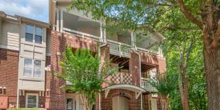 Waterfront Living at Its Finest - Beautifully Remodeled 3BR/2BA, 1st Floor, End Unit Condo on Lake Davidson Gallery 1
