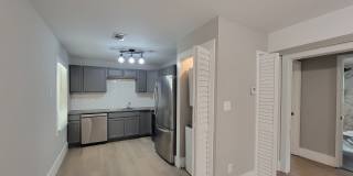 723 Ford Place Gallery 7