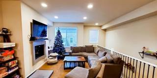 Beautiful Bothell Townhome Gallery 5