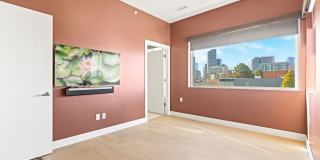 Beautiful 2 Bedroom 2 Bath Condo in the Heart of Rino District! Gallery 16