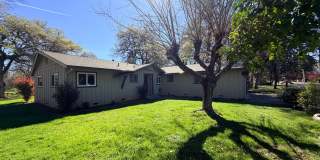 Just listed! Well maintained home in great location! Gallery 1