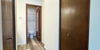 Beautifully Upstairs Condo at Ridgecrest Condominiums!! HOA Pool/Jacuzzi Gallery 15