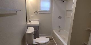 Newly renovated 4 bed 2 bath home in the heart of Downtown Wilmington . Gallery 14