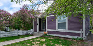 909 5th Ave. Gallery 3