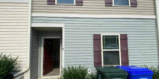 8 Rochambeau Court - 1 Gallery 1