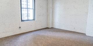 The Drakestone Gallery 32