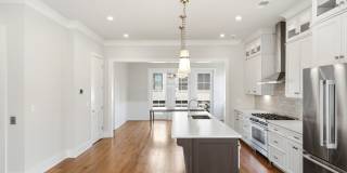 End-Unit Townhome with Private Rooftop Terrace in Myers Park!! Gallery 19