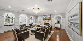 470 MANDALAY Avenue Gallery 99