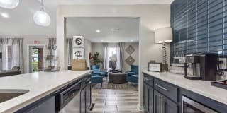 Westwind Apartments Gallery 23