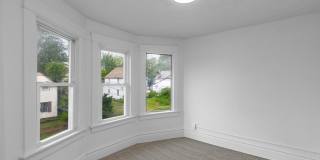679-703 Sherman St Gallery 18