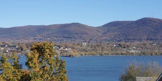 177 W Parmenter St Gallery 15