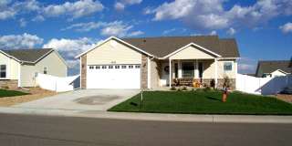 Coming Soon! Spacious Wellington Home with Fireplace & Garage Gallery 1