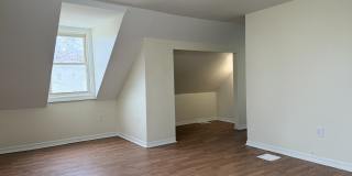 8307 South Buffalo Avenue - 1 Gallery 4
