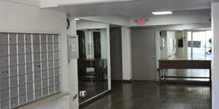 Beautifully upgraded 1 bedroom end unit! Beautifully upgraded 1 bedroom end unit! Gallery 13
