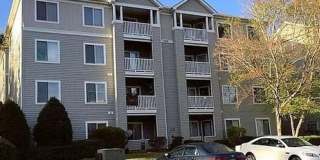 Room in 4 Bedroom Home at University Ct Room in 4 Bedroom Home at University Ct Gallery 1