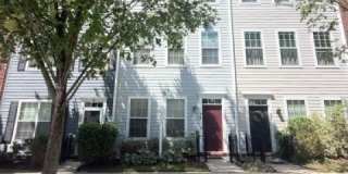 35 MERIDIAN Lane Gallery 1