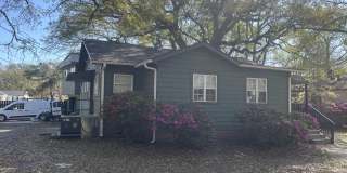 2679 Olympia Avenue unit: Apt A Gallery 1