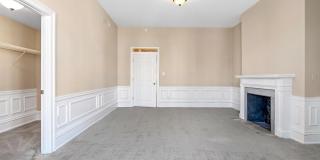 919 SAINT PAUL Street Gallery 18