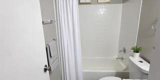 Ashland Towne Square Gallery 6