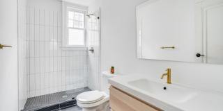 Whitney Court Gallery 48