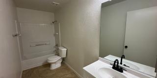 Two-Story 3 Bed/2.5 Bath with 2nd Floor Laundry Room! Gallery 18