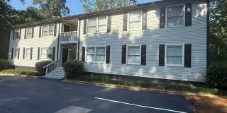 Renovated 2 Bed/2 Bath Unit Across from Vet School in East Athens Gallery 1