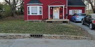 311 N Jefferson - 5Bed/2Bath - Located On-Campus! Gallery 1