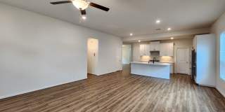 4/3.5/2 with Game Room in Meyer Ranch / Fridge, Washer, Dryer Included / Meyer Ranch Amenities / CISD Gallery 7