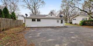 1725 Saint Catherine Street Gallery 10