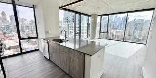 461 W Chicago Ave Gallery 1