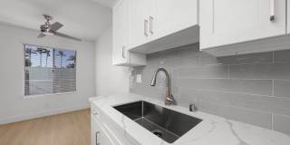 University Crest Apartments Gallery 7
