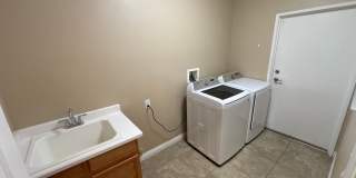 ***MOVE-IN SPECIAL!!!*** 2-Bedroom, 2-Bathroom Townhome located in Henderson, Nevada Gallery 28