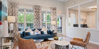 Avalon Oaks Apartments Gallery 18